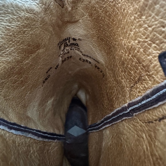 Tony Lama Tan Leather Boots - Picture 6 of 9